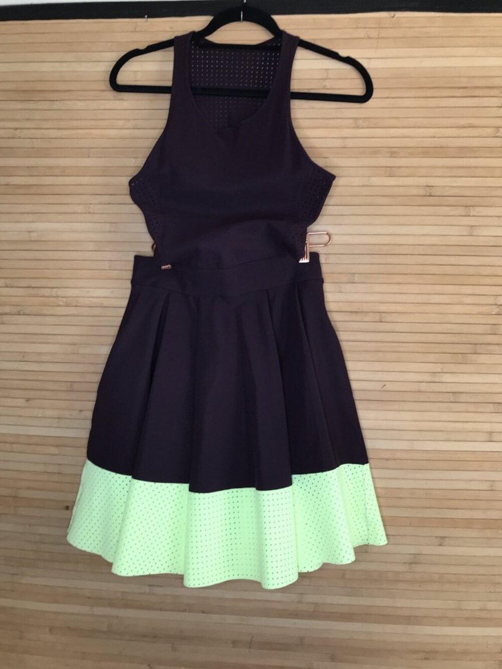 LULULEMON Away Dress Lycra Perforated Athleisure plum yellow Size 4-6 - Picture 2 of 8